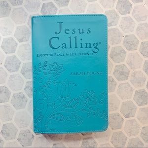 Jesus Calling Daily Devotion Book
